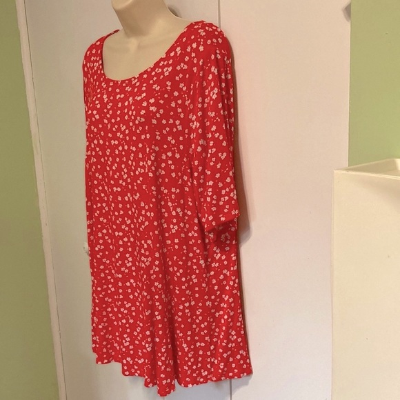 LANE BRYANT Red White Ditsy Floral Top Back Keyhole Detail Plus Size 18 20 - Picture 3 of 13
